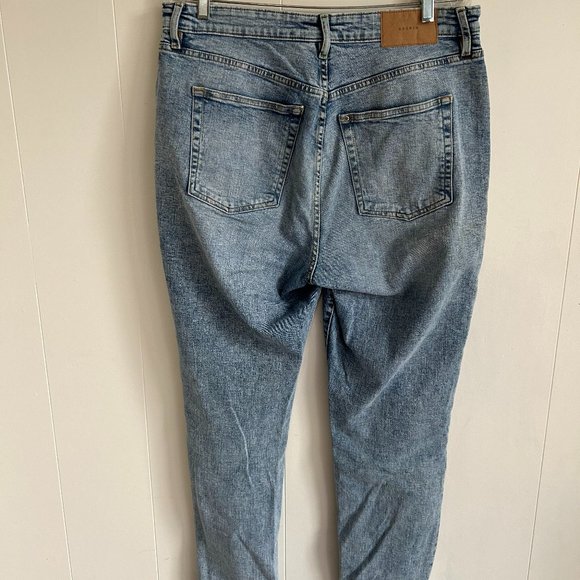 High Waist Mom Jeans - Picture 4 of 7